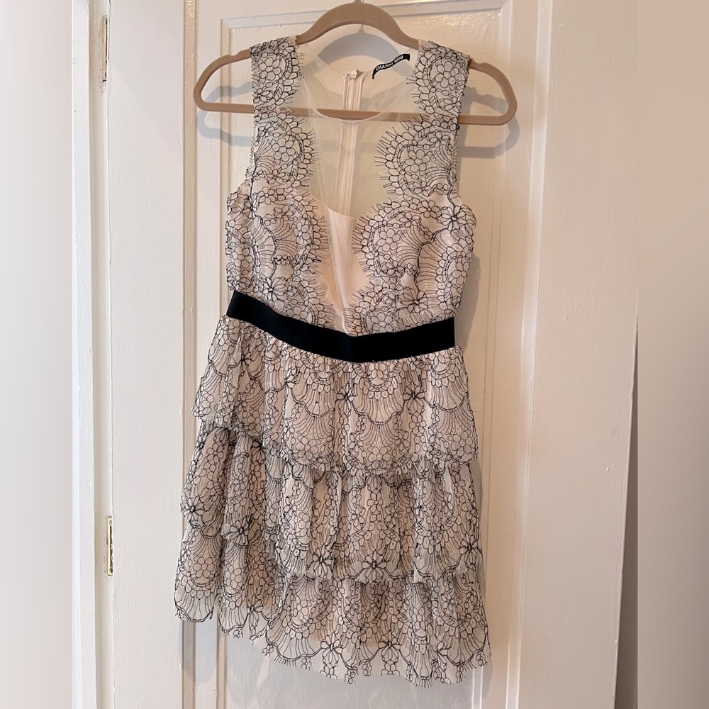 Gianni Bini cream and black lace dress 4